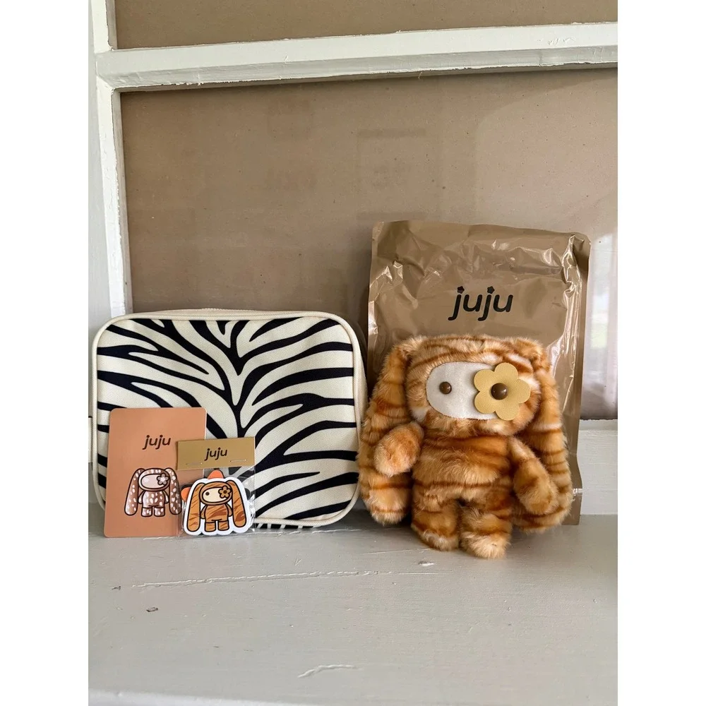 CJ Hendry Animal Print Juju 